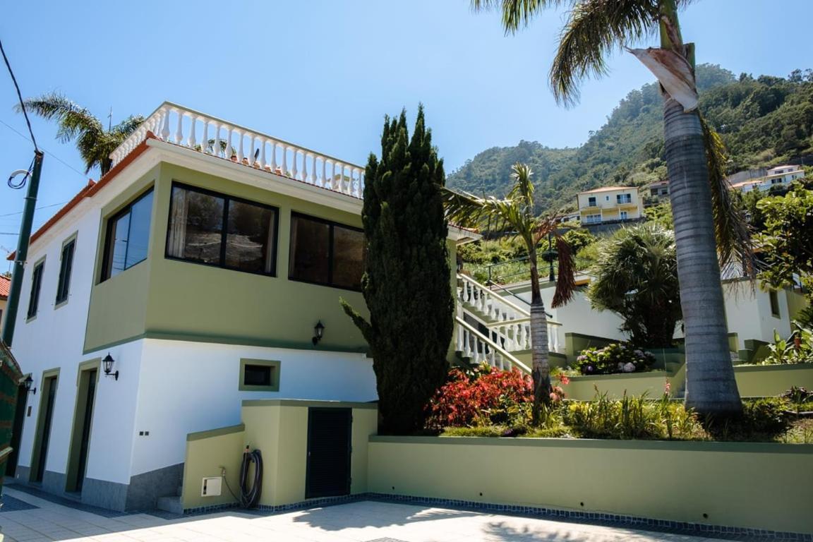 Guestready - Hikers Haven Hotel São Roque do Faial Eksteriør billede