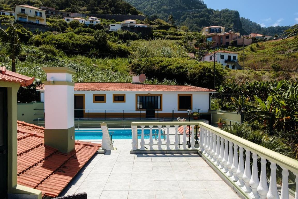 Guestready - Hikers Haven Hotel São Roque do Faial Eksteriør billede